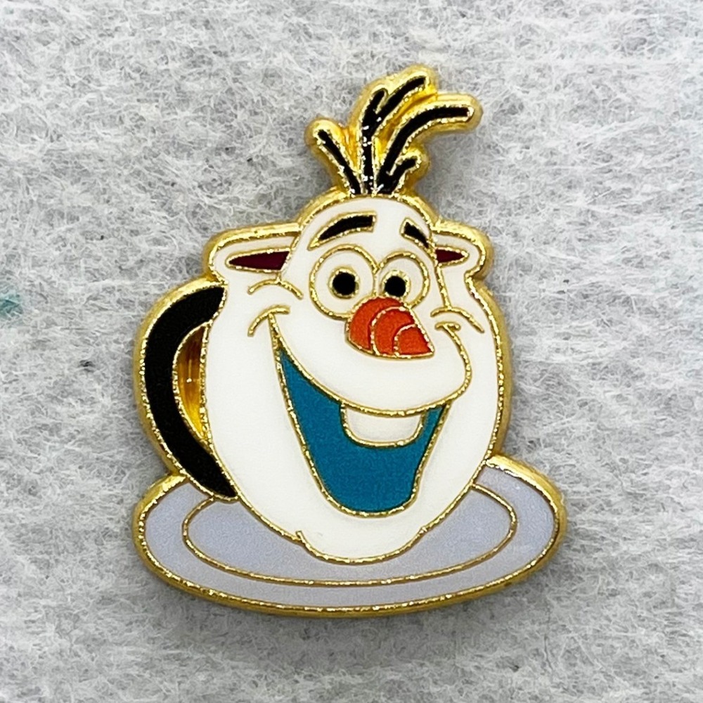 🔮 5/$25 Disney Frozen Olaf Teacup Pin